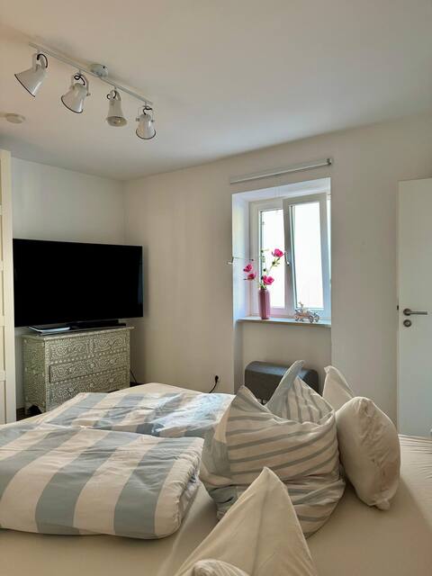 schlafzimmer2-3-mozartplatz-sankt-gilgen