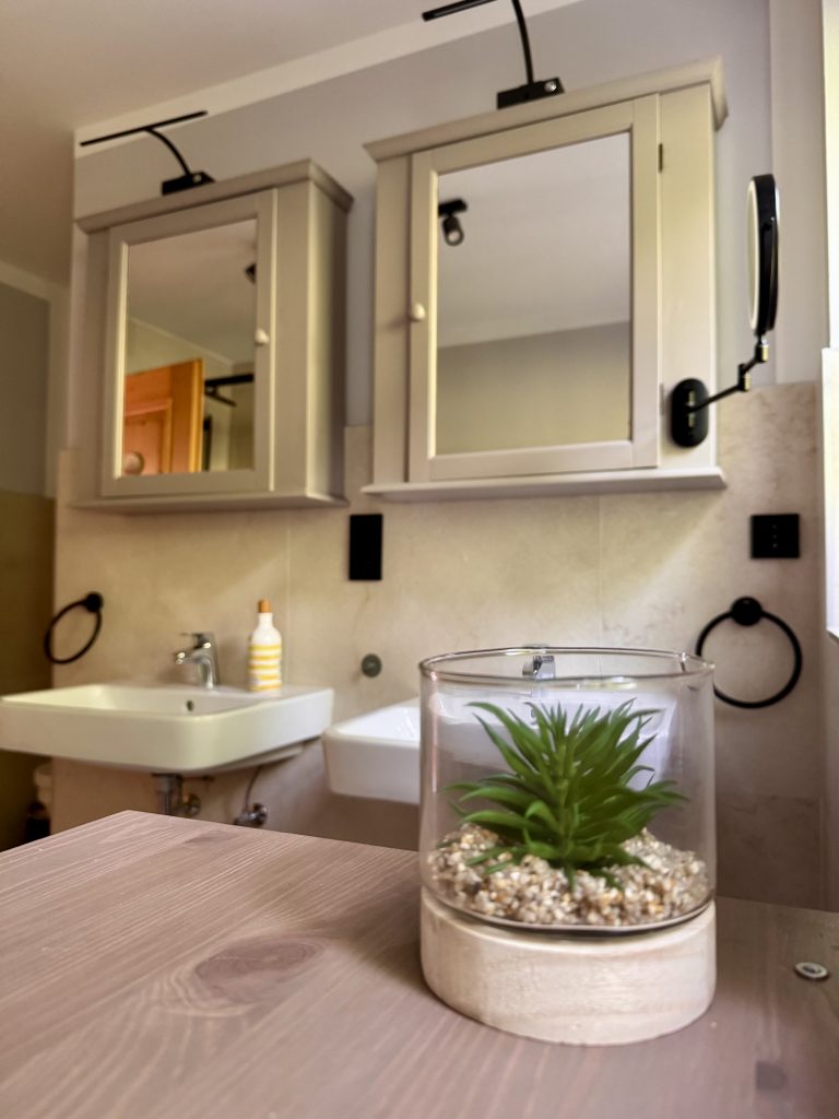 liva-living-ferienhaus-familie-Badezimmer