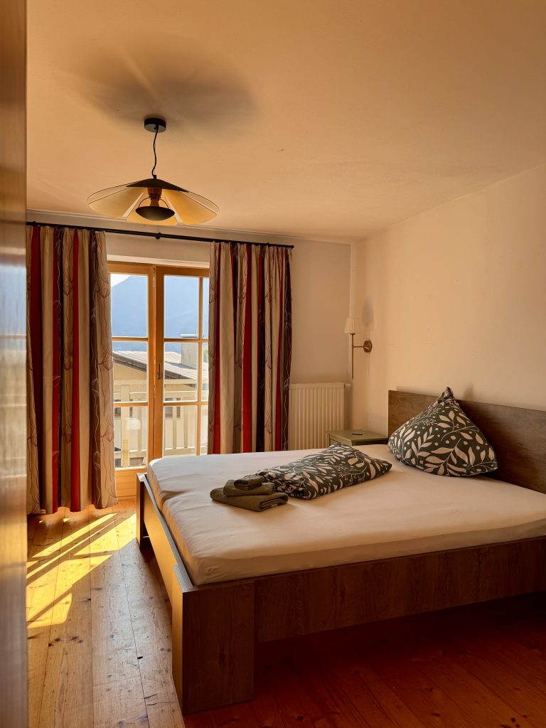 liva-living-ferienhaus-familie-Schlafzimmer 1. OG